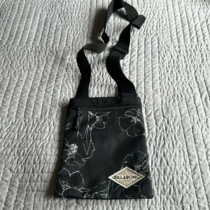 Billabong Good Vibes Cross Body Bag